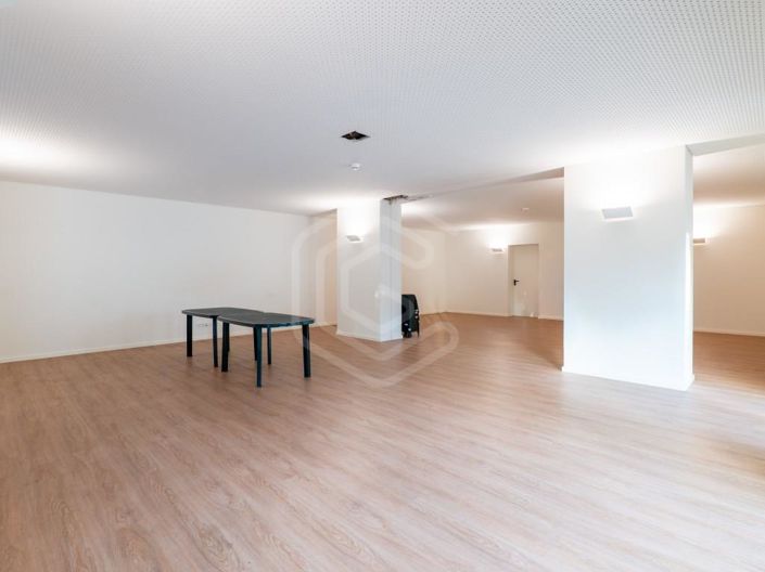 Image No.31-3 Bed Apartment for sale