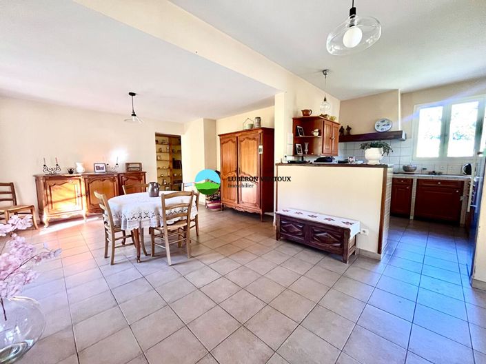 Image No.5-Maison de 5 chambres à vendre à Le Beaucet