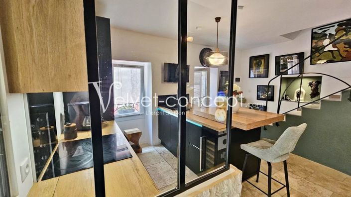 Image No.3-3 Bed House for sale