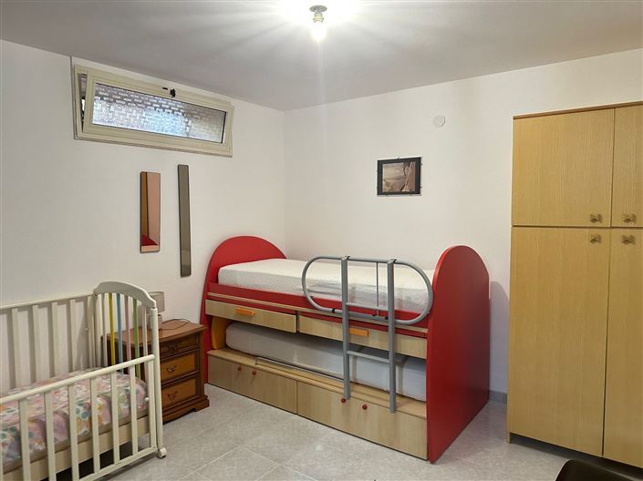 Image No.19-4 Bed Property for sale