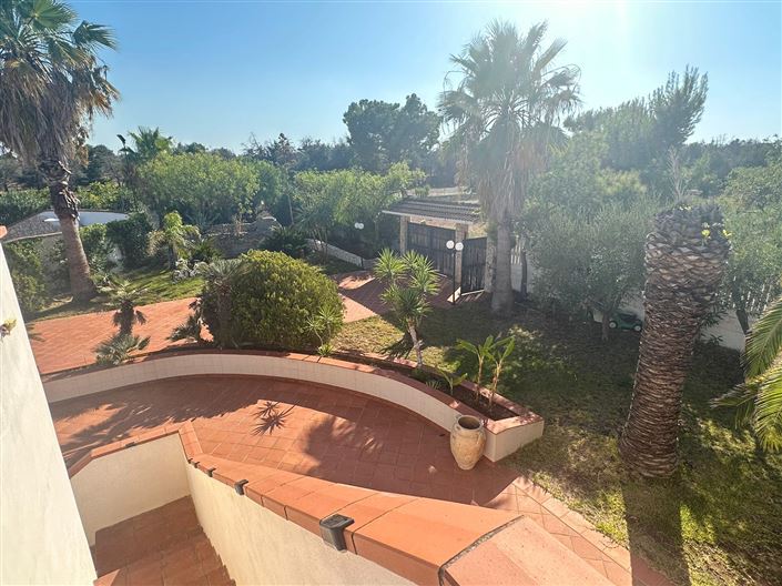 Image No.33-4 Bed Property for sale