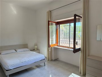 011b2cd3-3920-4487-ad16-2834973eba37