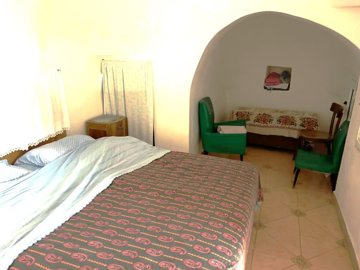 9306dd55-8847-4867-bc13-773c33ac5600