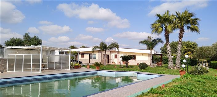 Image No.2-Propriété de 3 chambres à vendre à Mesagne