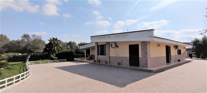 Image No.30-Propriété de 3 chambres à vendre à Mesagne