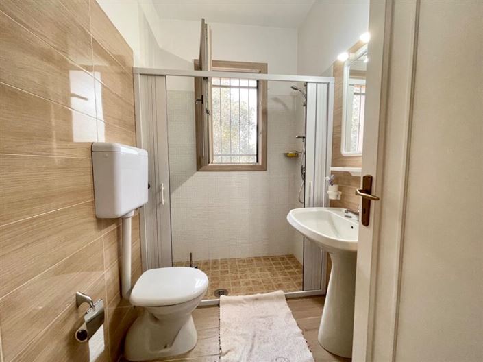 Image No.16-4 Bed Villa for sale