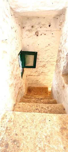 Image No.9-2 Bed Property for sale