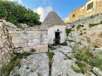 138557trullocentrocisterninoimg080000