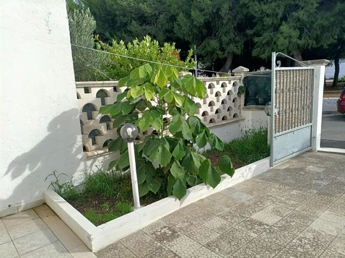 Image No.21-2 Bed Townhouse for sale