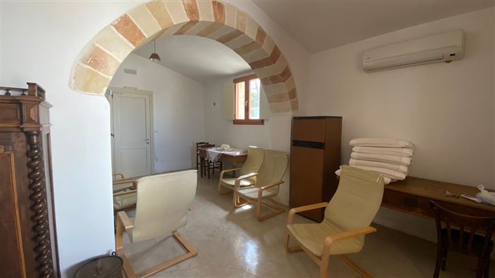 Image No.15-8 Bed Masseria for sale