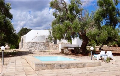 138557trullolottieimg000000