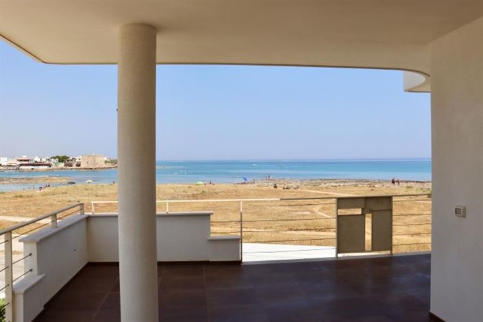 Image No.2-Villa de 6 chambres à vendre à Torre Santa Susanna