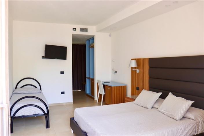 Image No.11-Villa de 6 chambres à vendre à Torre Santa Susanna