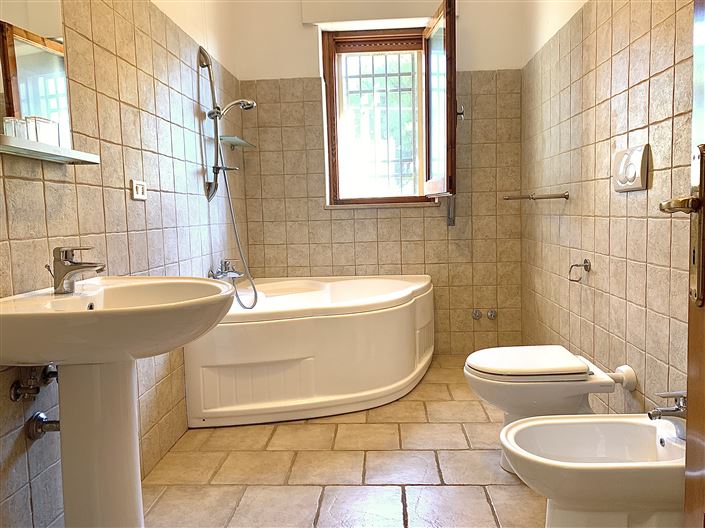 Image No.18-Villa de 4 chambres à vendre à Carovigno