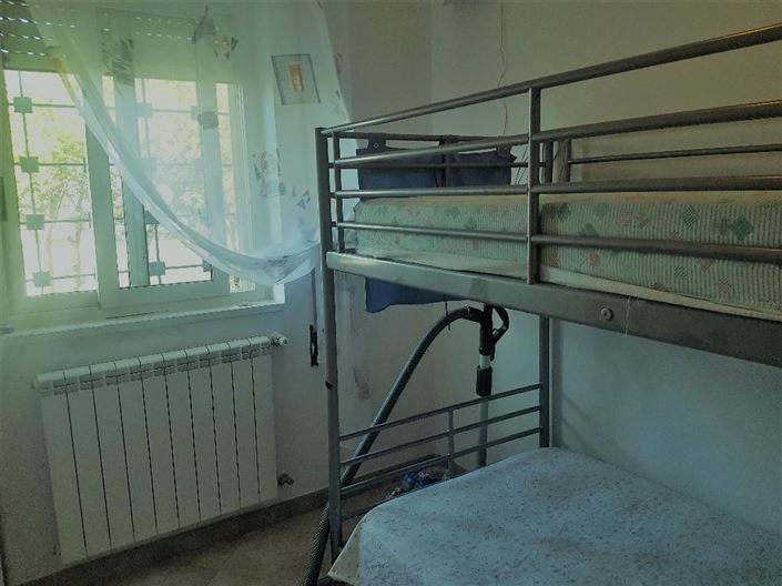 Image No.17-4 Bed Property for sale