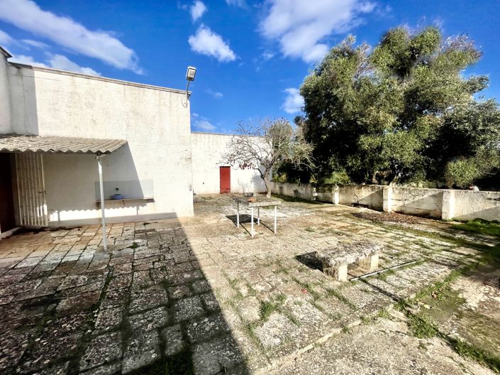 Image No.10-6 Bed Villa for sale