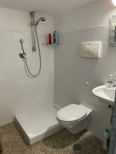 Image No.19-3 Bed Property for sale