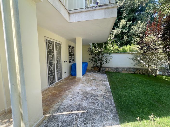 Image No.11-Propriété de 5 chambres à vendre à Fasano