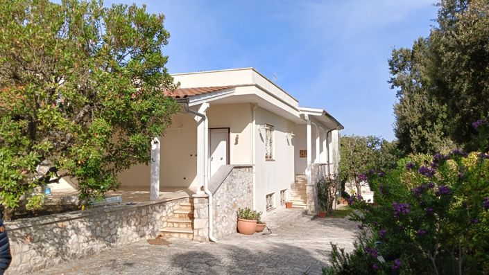 Image No.9-Propriété de 5 chambres à vendre à Fasano