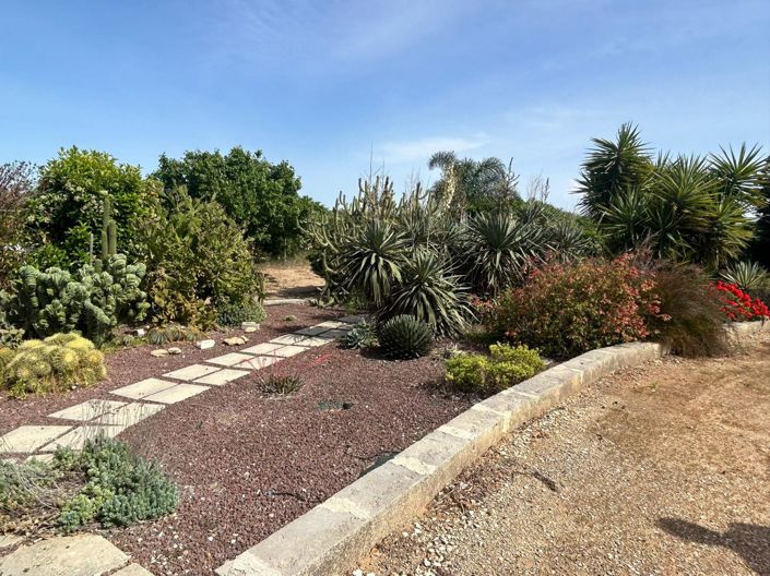 Image No.38-3 Bed Villa for sale