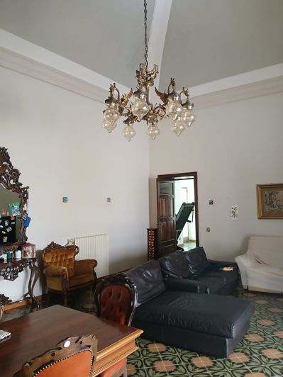 Image No.10-3 Bed Apartment for sale