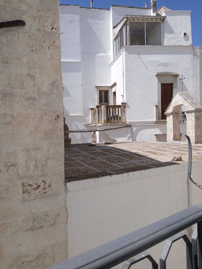 Image No.25-3 Bed Apartment for sale