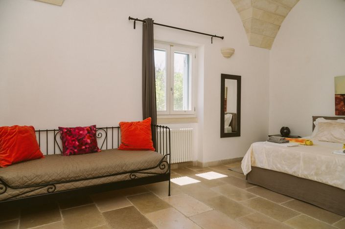 Image No.22-4 Bed Property for sale