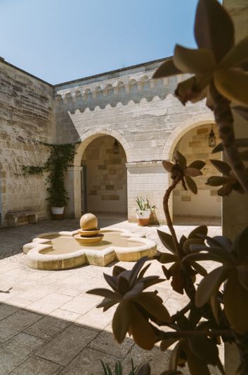 Image No.40-4 Bed Property for sale