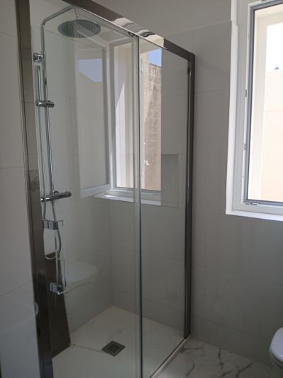 Image No.14-3 Bed Townhouse for sale