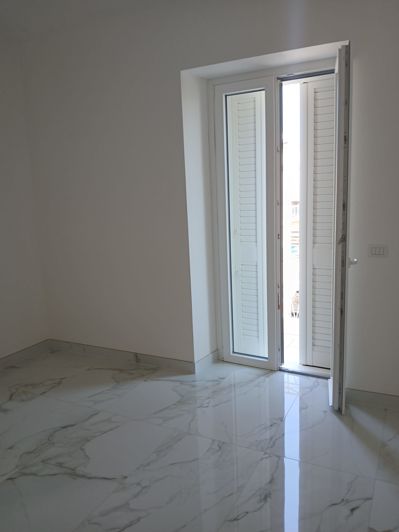 Image No.21-3 Bed Townhouse for sale