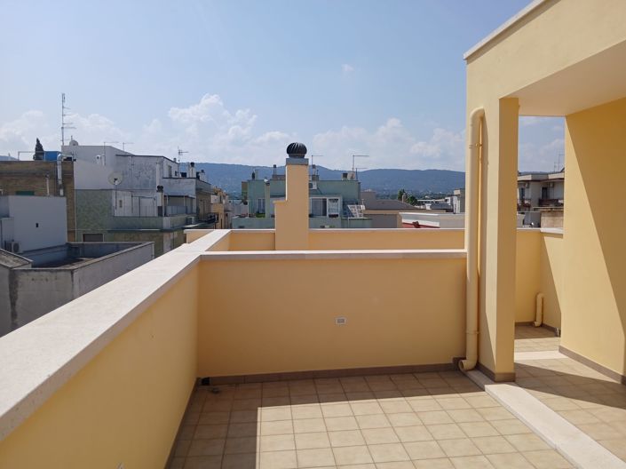 Image No.4-3 Bed Townhouse for sale