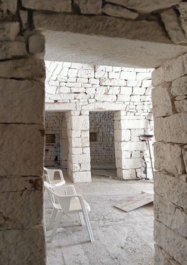 Image No.17-3 Bed Property for sale