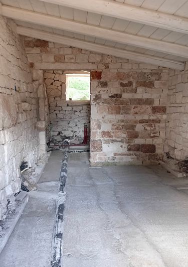 Image No.18-3 Bed Property for sale