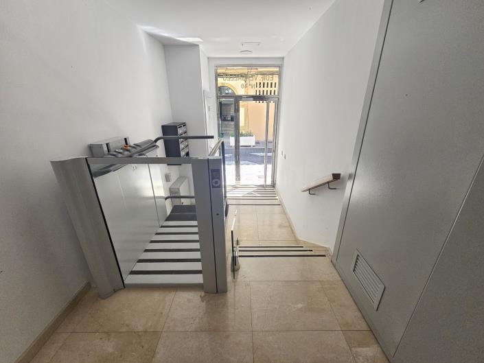 Image No.20-2 Bed Apartment for sale