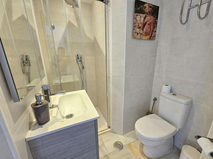 Image No.23-2 Bed Apartment for sale