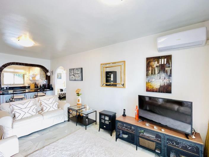 Image No.10-2 Bed Apartment for sale