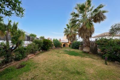 10-bb915d1cb19341576dcdc994b81ab9c5