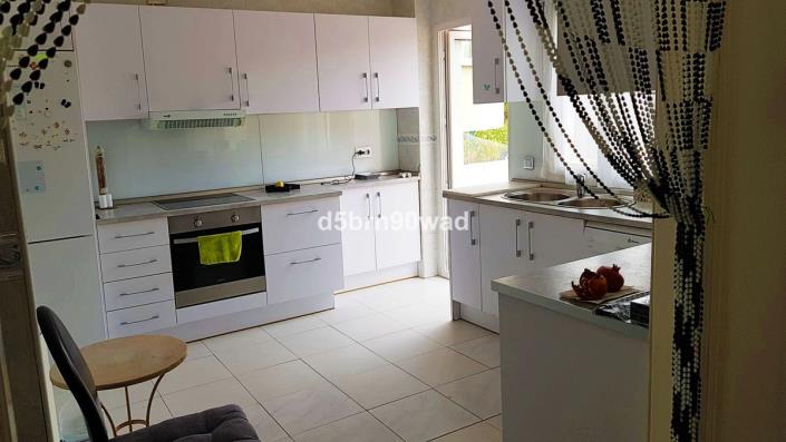 Image No.8-3 Bed Villa / Detached for sale