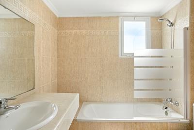 11-20939a0134ad724a8cb2a801094d15a4