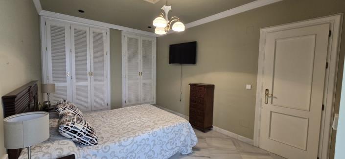 Image No.25-4 Bed Apartment for sale