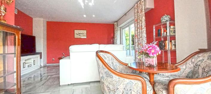 Image No.10-2 Bed Apartment for sale