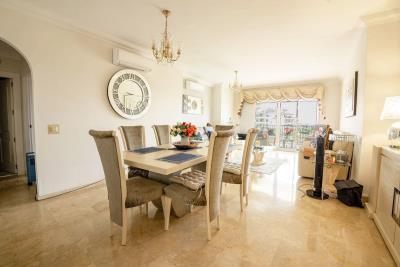 12-53013098fcab6c38b1379cd33298e050