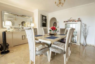 11-20939a0134ad724a8cb2a801094d15a4