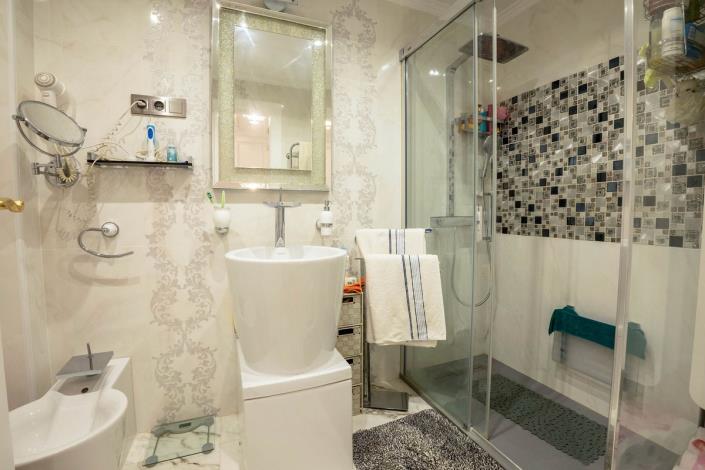 Image No.23-2 Bed Apartment for sale