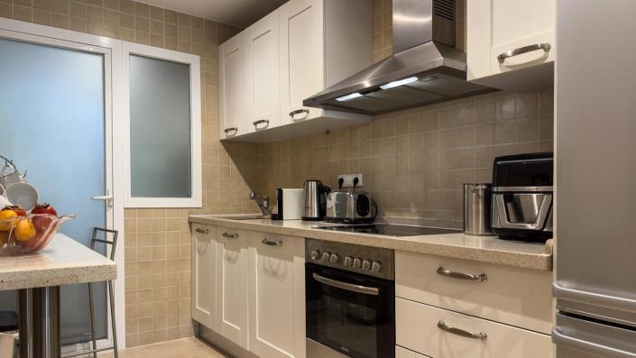 Image No.22-3 Bed Apartment for sale