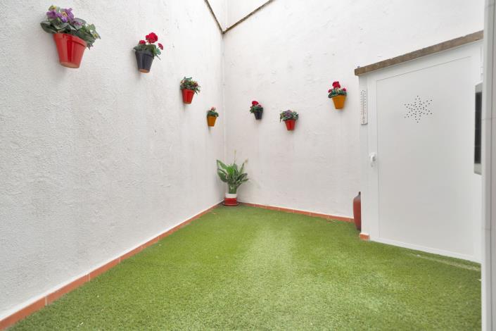 Image No.13-2 Bed Apartment for sale