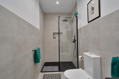 15-e65d437abef3cdae9b514eeeb695a8b9