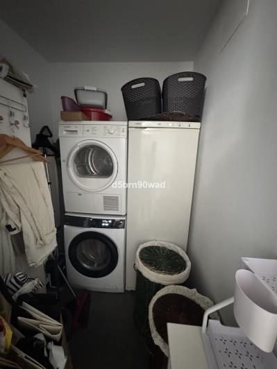 Image No.19-4 Bed Villa / Detached for sale