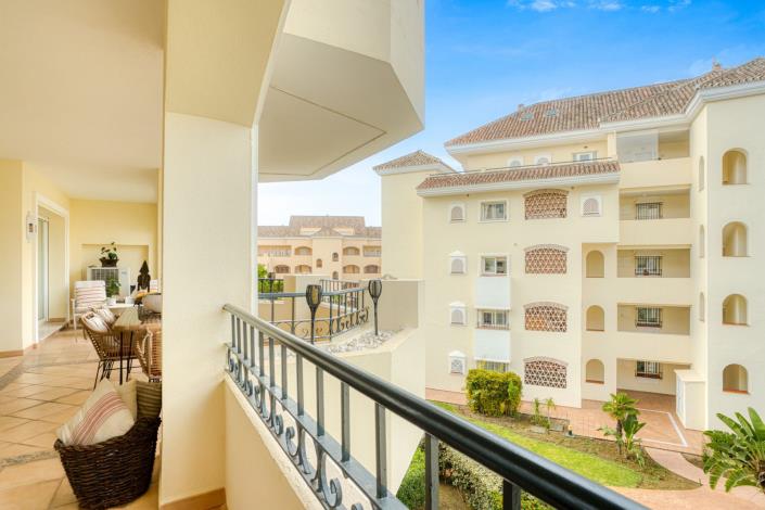 Image No.17-2 Bed Apartment for sale