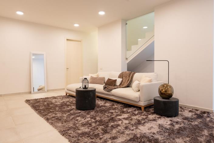 Image No.32-4 Bed Villa / Detached for sale